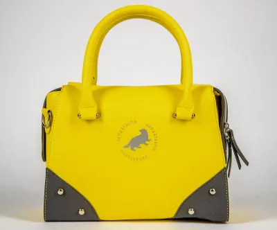 Hufflepuff Handbag - Image 3
